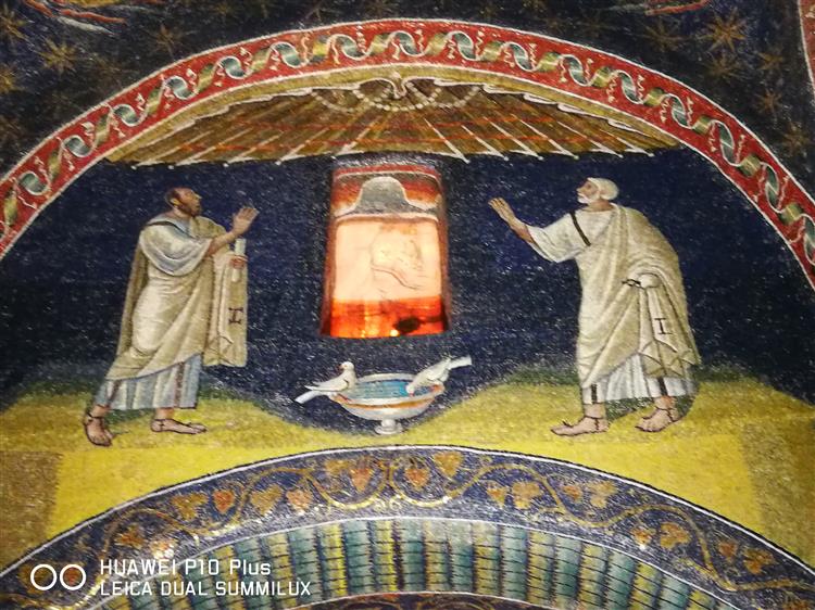 Apostols, c.425 - Byzantine Mosaics