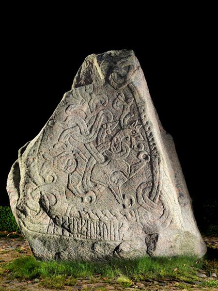 Jelling Viking Stone, c.950 - Північне мистецтво