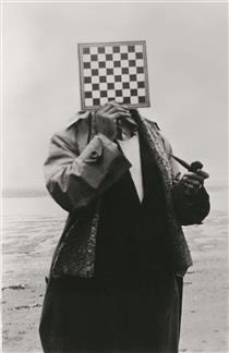 The Giant. Paul Nougé (poet and founder of surrealism in Belgium) on the Belgian Coast - René Magritte