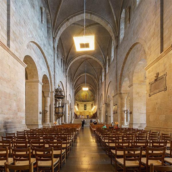 Interior of Lund Cathedral, Sweden, 1145 - Романская архитектура
