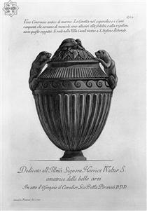 Ancient marble urn vase with dogs and an owl flying buttresses, ribbed - Giovanni Battista Piranesi