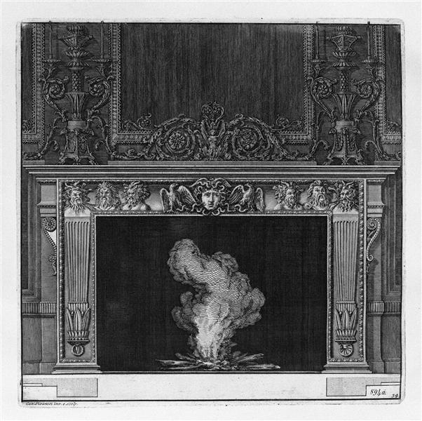 Fireplace: busts in the frieze of satyrs and the head of Medusa in the center between two eagles - 皮拉奈奇