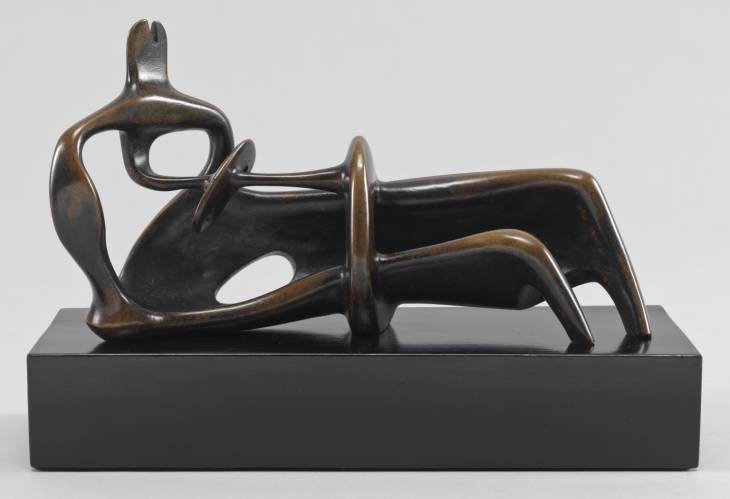 Reclining Figure, 1939 - Henry Moore